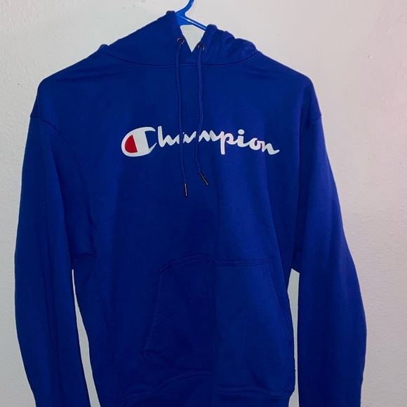 Champion Sweaters - CHAMPION HOODIE NWOT